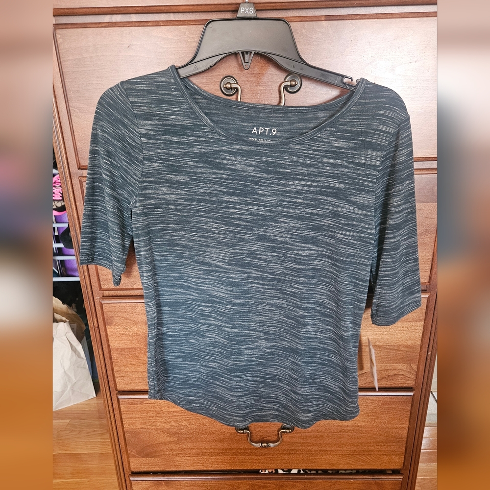 NWT, Apt. 9 Women's Petite Top